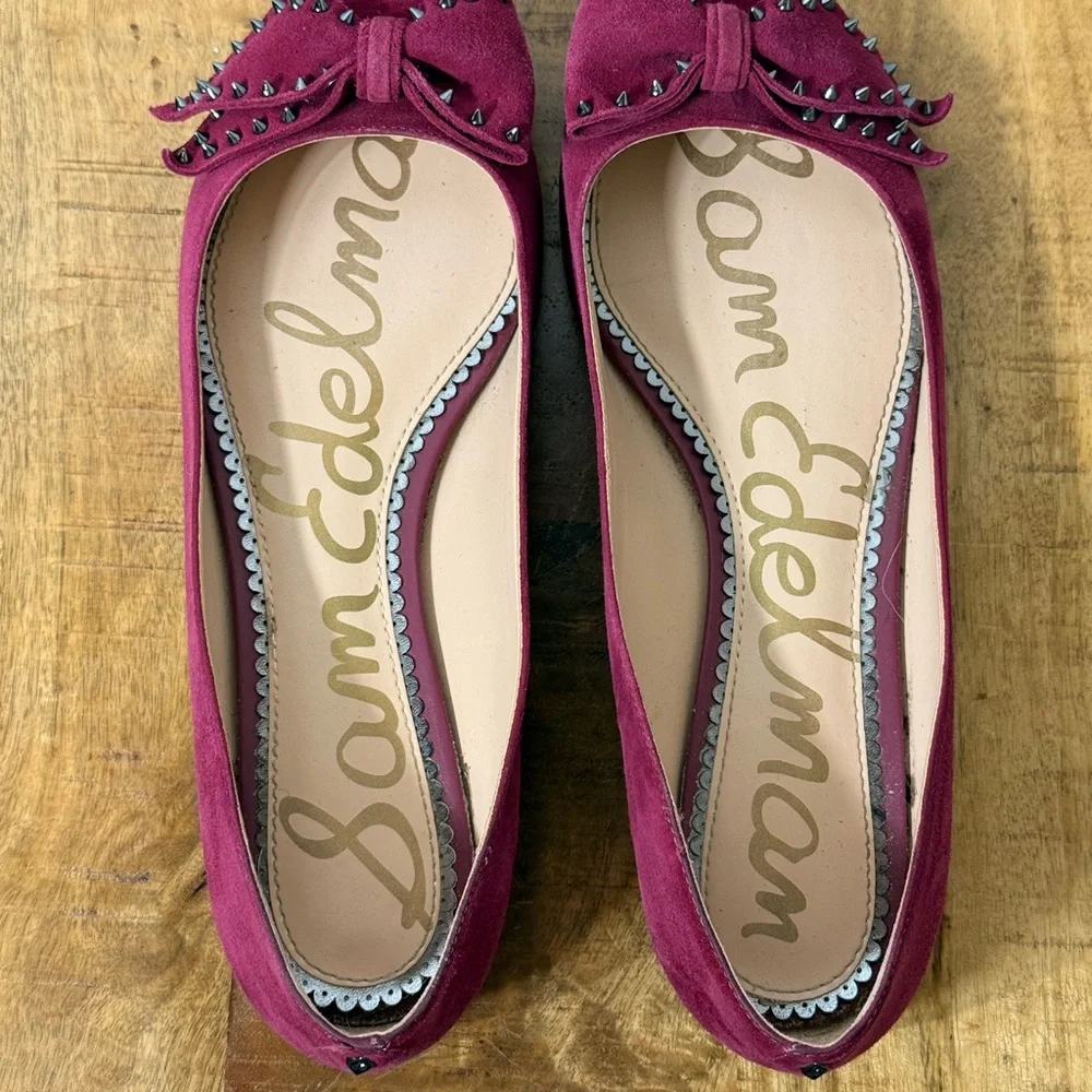 Sam Edelman Wine/Burgundy Pointed Bow Stud Flats - Picture 4 of 5